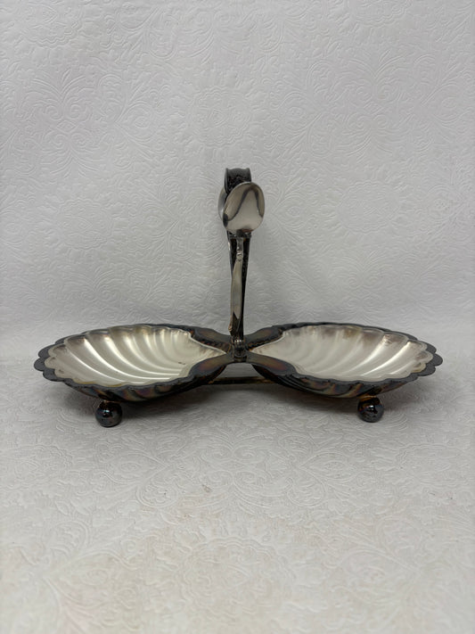 “Beresford Plate” Seashell Dish with 2 Spoons
