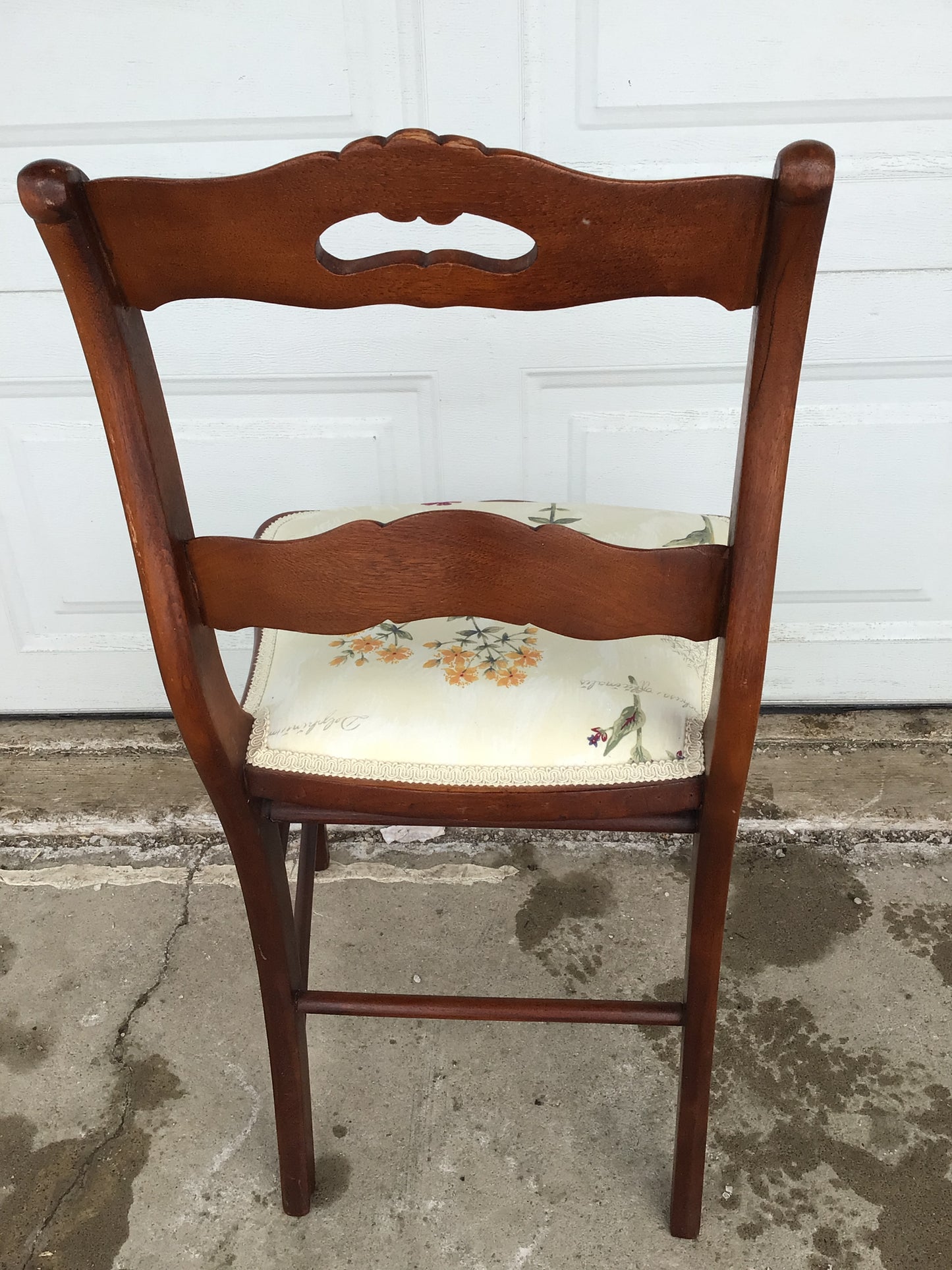 Vintage Ladder-Back Chair