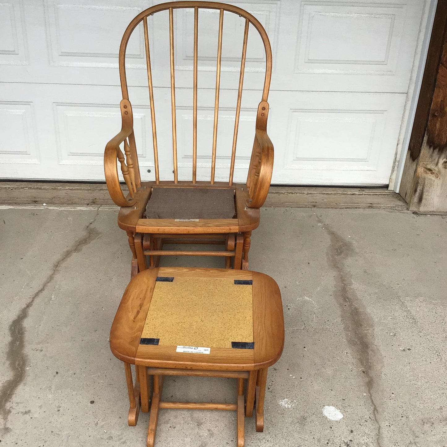 Glider/Rocker with Ottoman