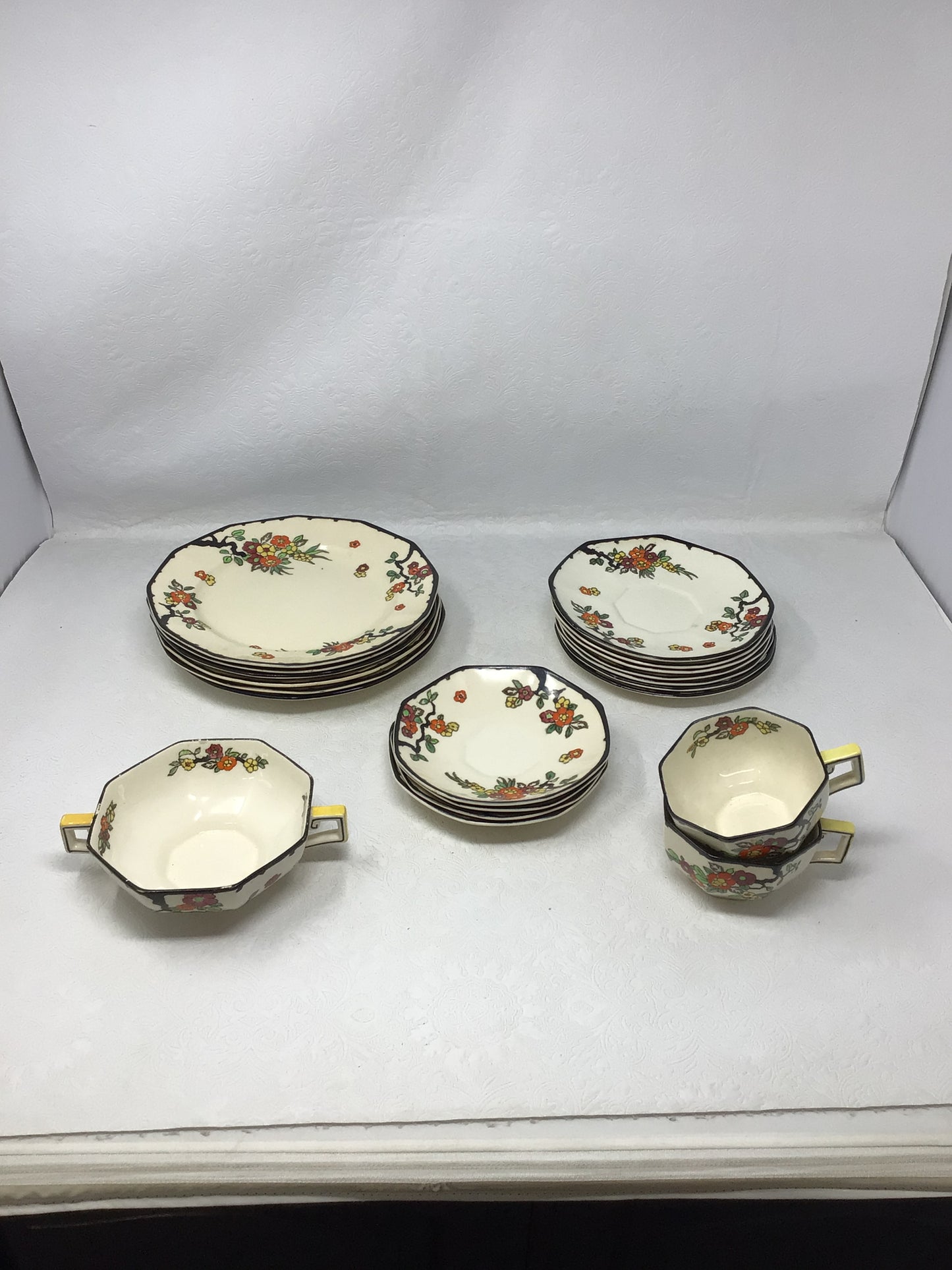Royal Doulton “Woburn” Dinnerware Set of 22