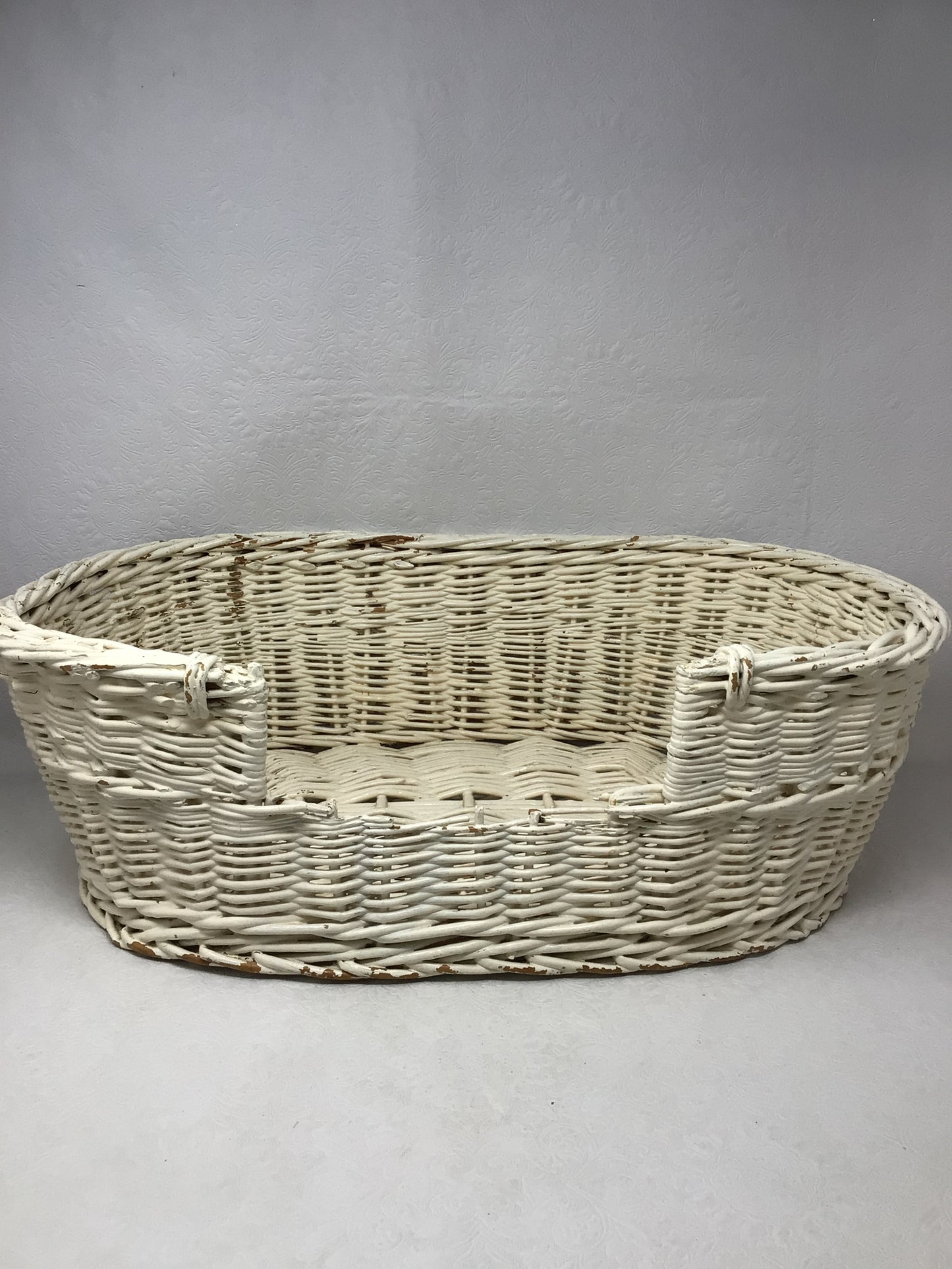 Vintage Basket Cat Bed