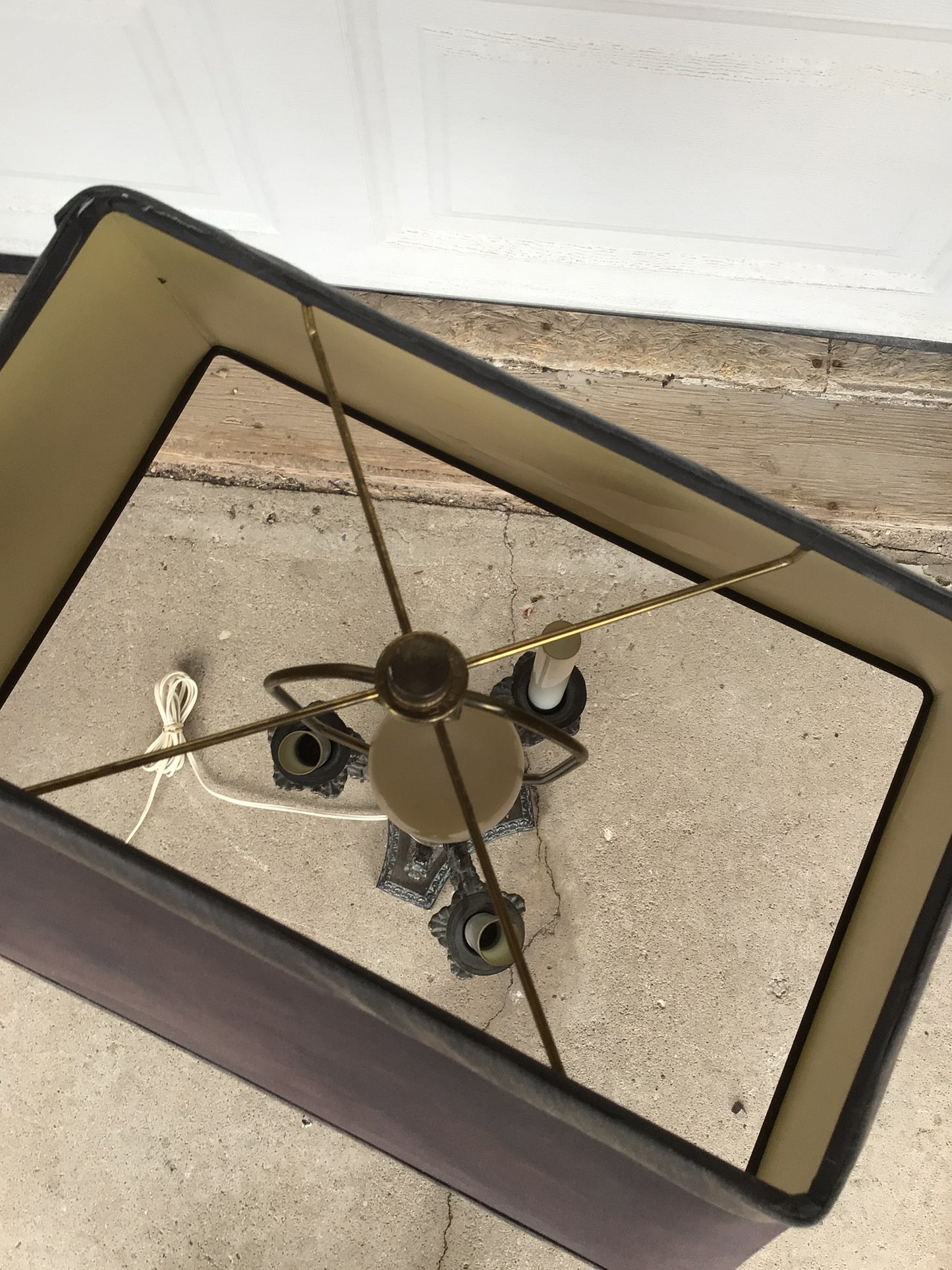 Candelabra Table Lamp with 3 Covers