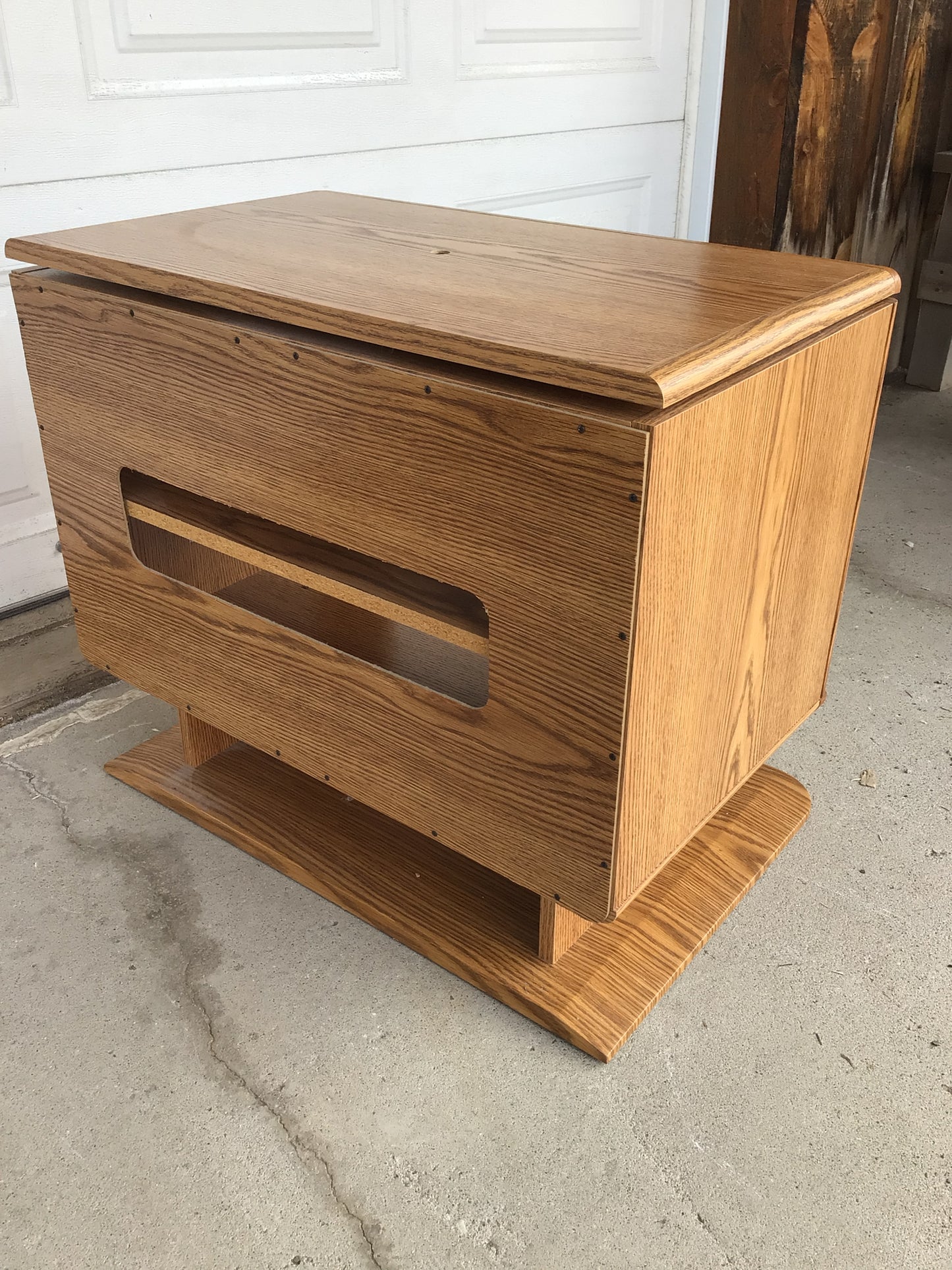 Retro Swivel Stand Oak Entertainment Cabinet