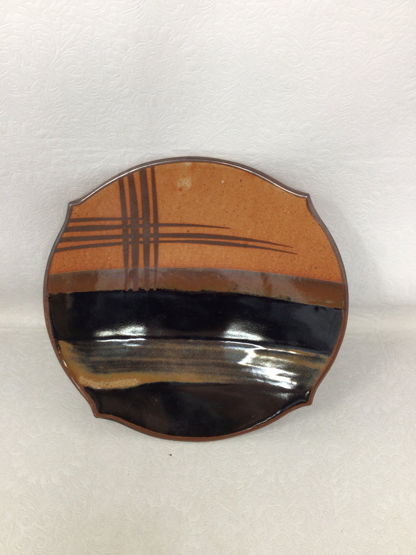 Better Home & Gardens Bazaar Brown Plate