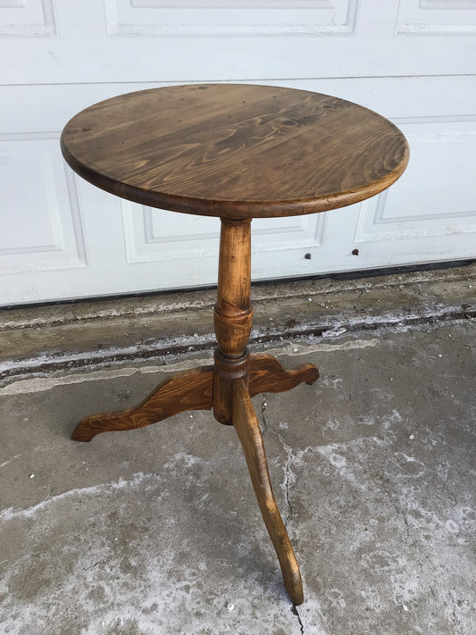 Round Wooden Side Table/Plant Stand