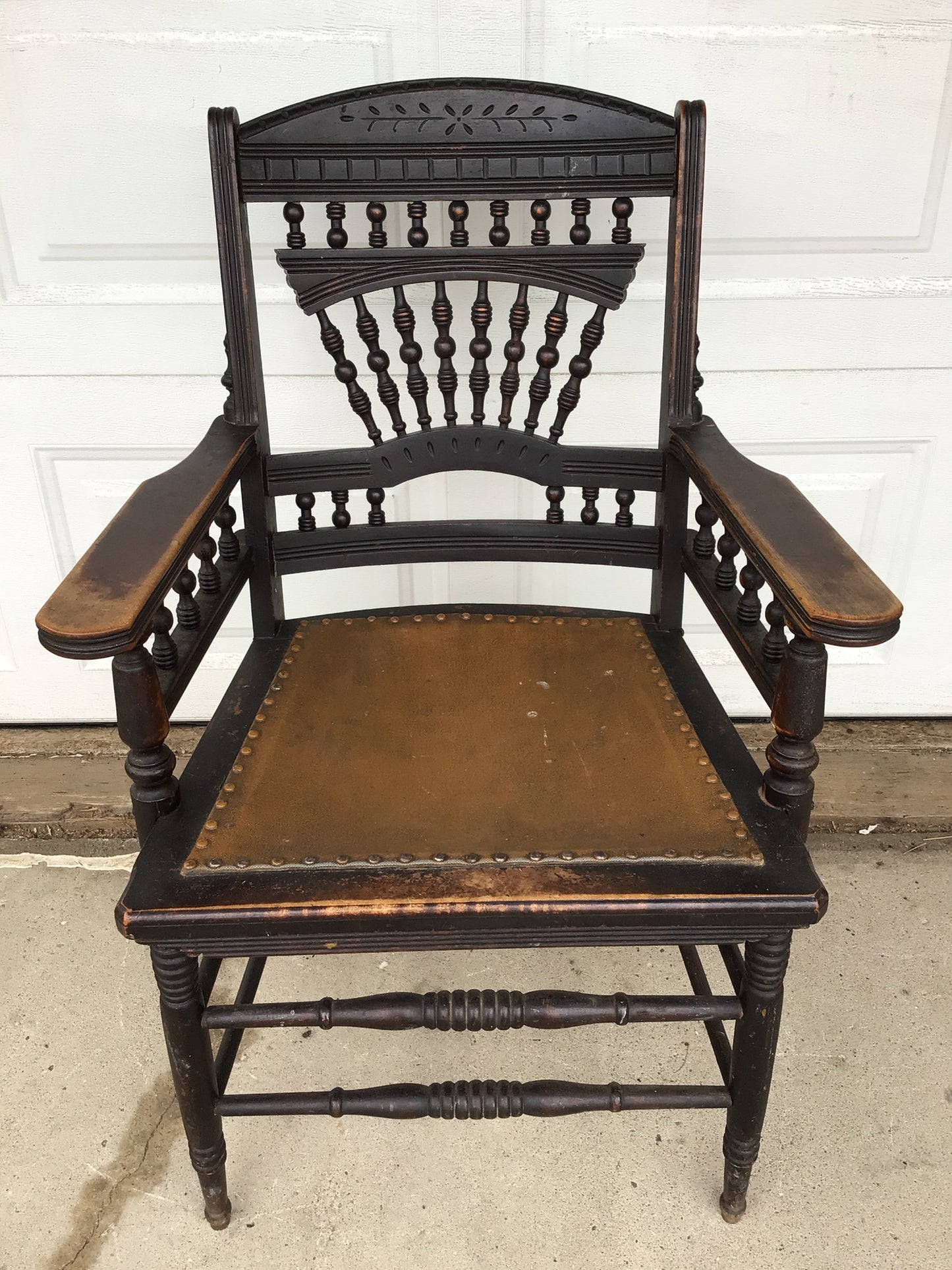 Antique Victorian-Style Spindle Back Armchair
