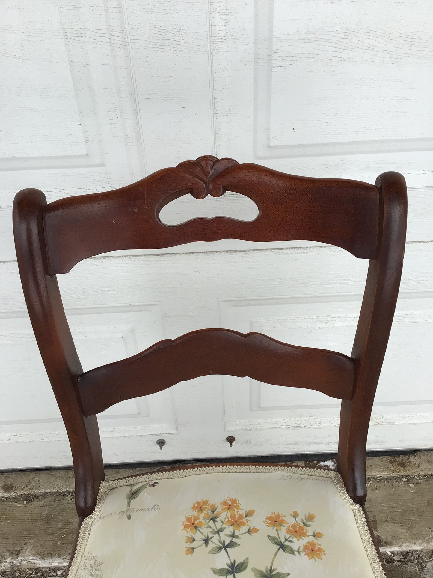 Vintage Ladder-Back Chair