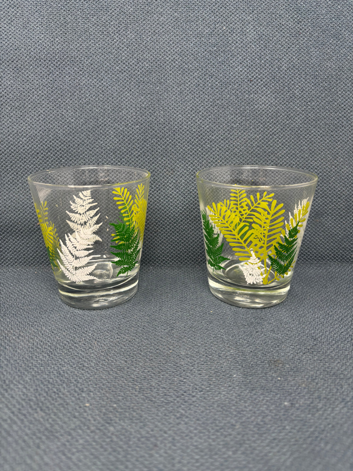 Set of 4 Leaf Pattern MCM Glasses