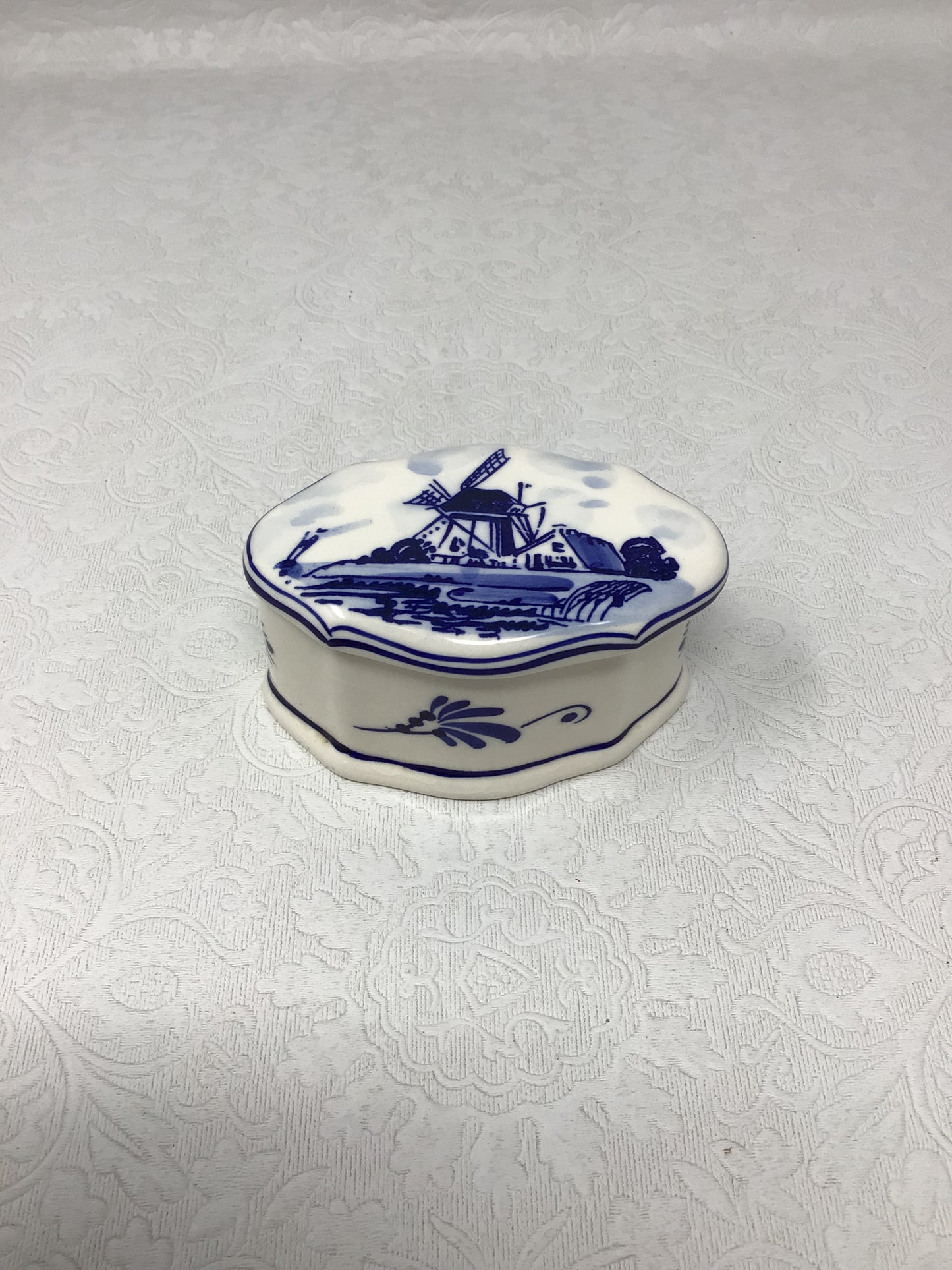Vintage KLM Royal Dutch Airlines Souvenir Set
