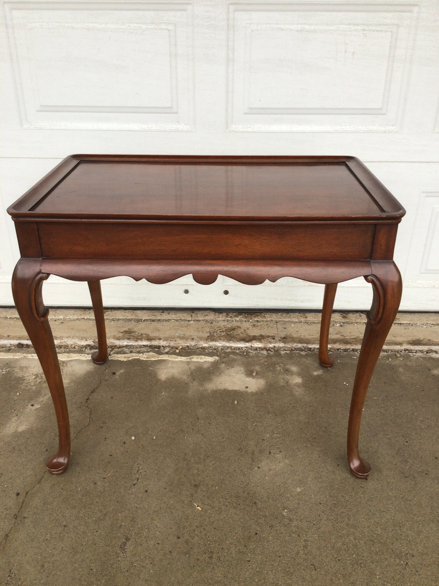 Vintage Queen Anne Style Tea Table