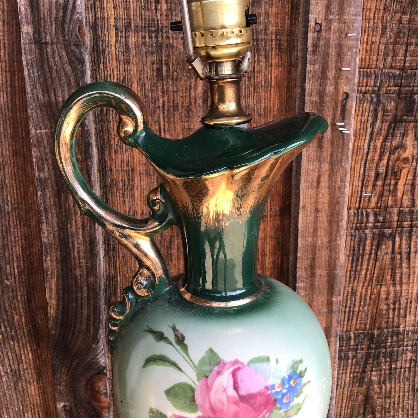 Green Floral Lamp