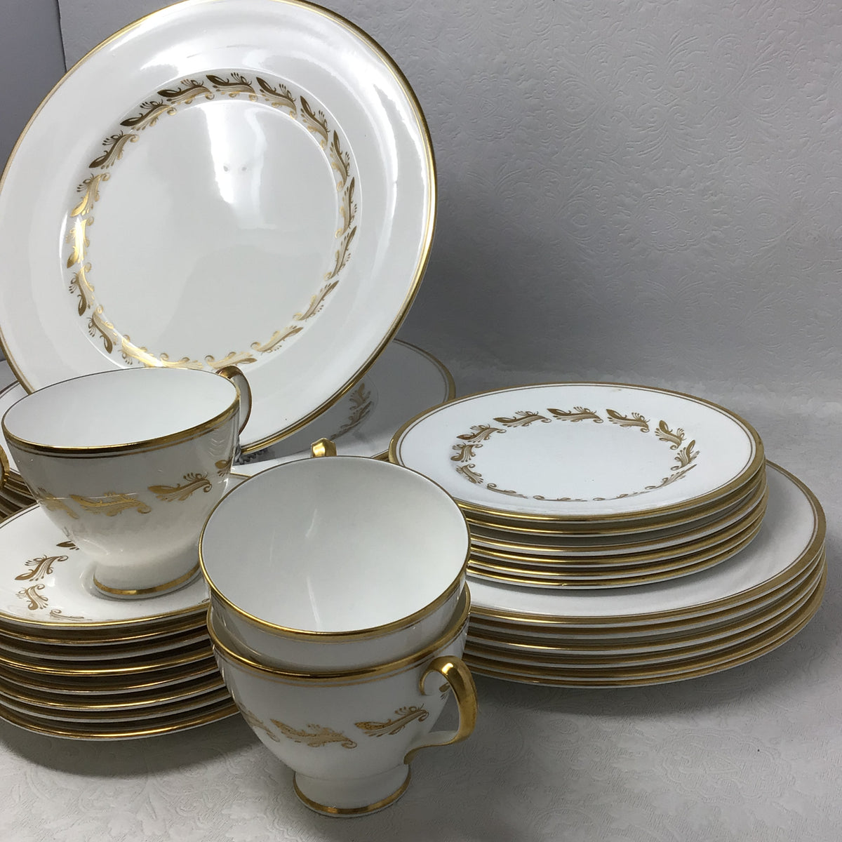 Royal Albert “Symphony”  33 Pc China Dish Set