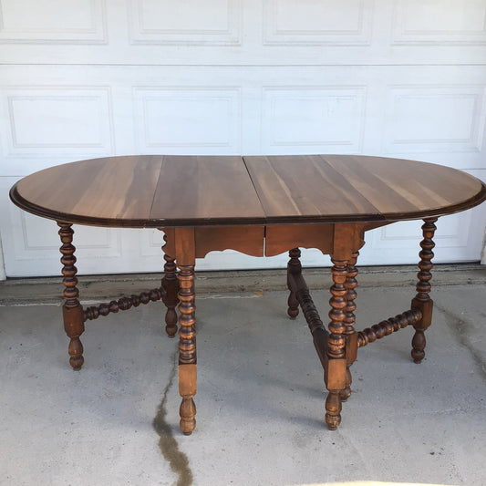 Antique 1920’s Rejuvenated Barley Twist Oak Gateleg Table With Drop Leaf