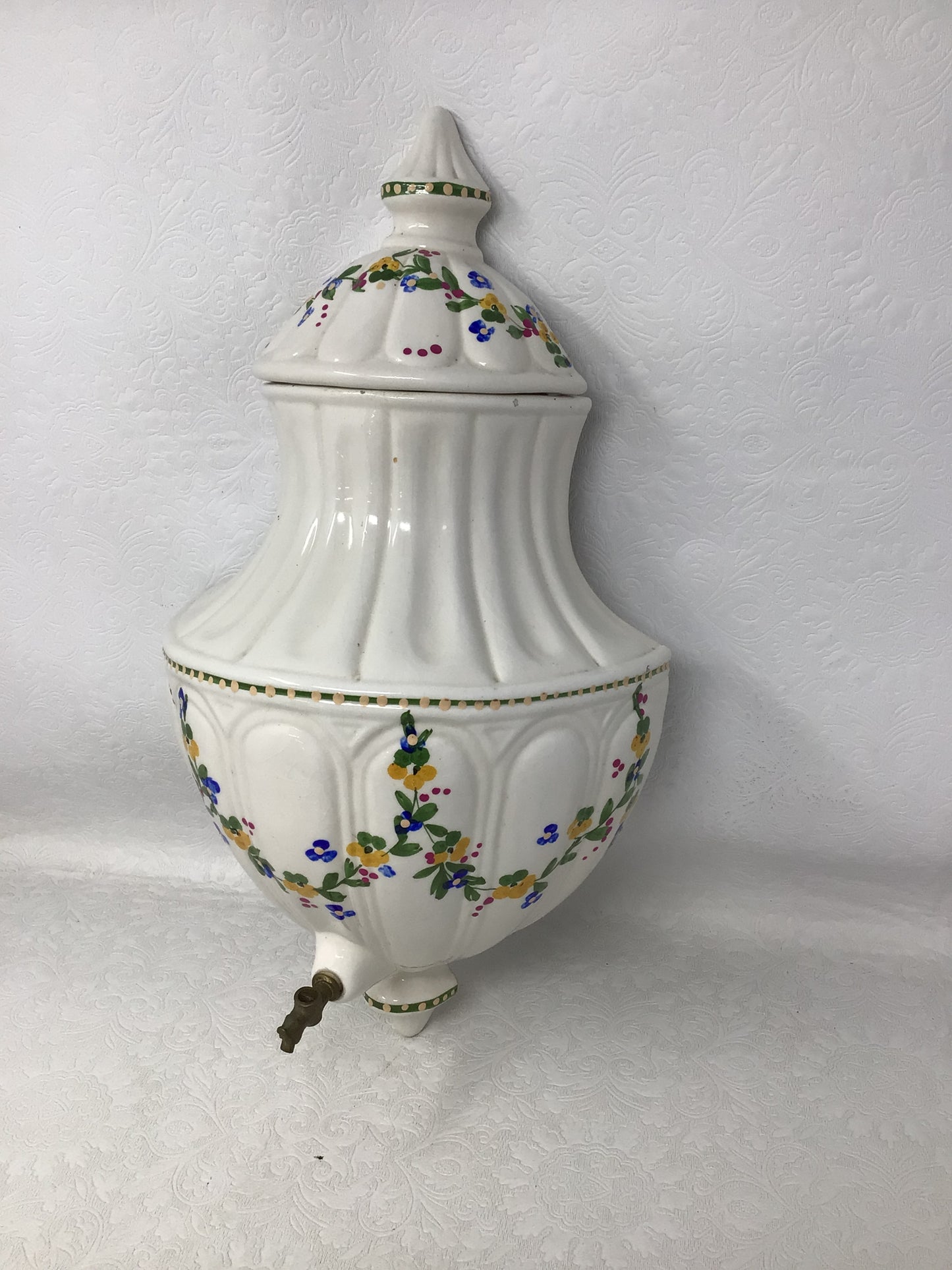 Vintage Ceramic Wall-Mounted Water Reservoir