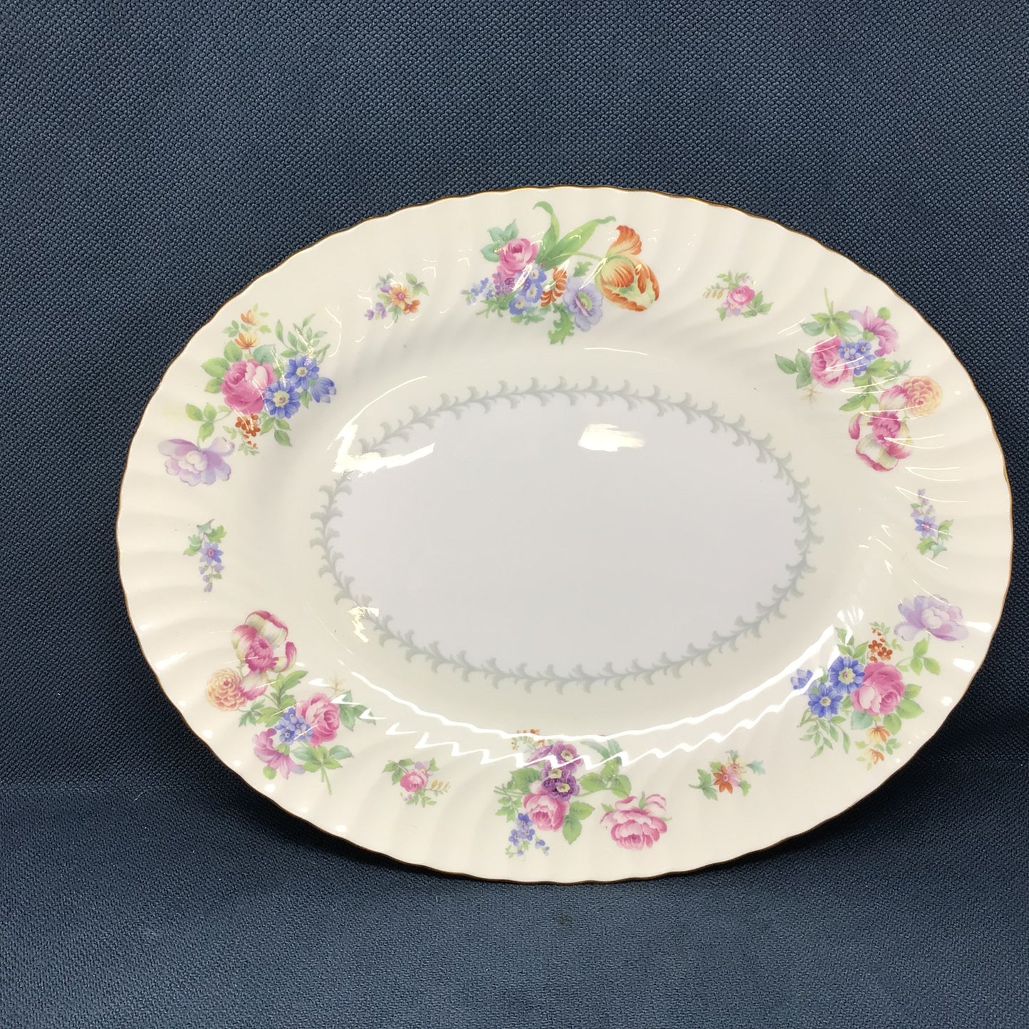 Set Of Vintage Minton English Porcelain Dinner Service