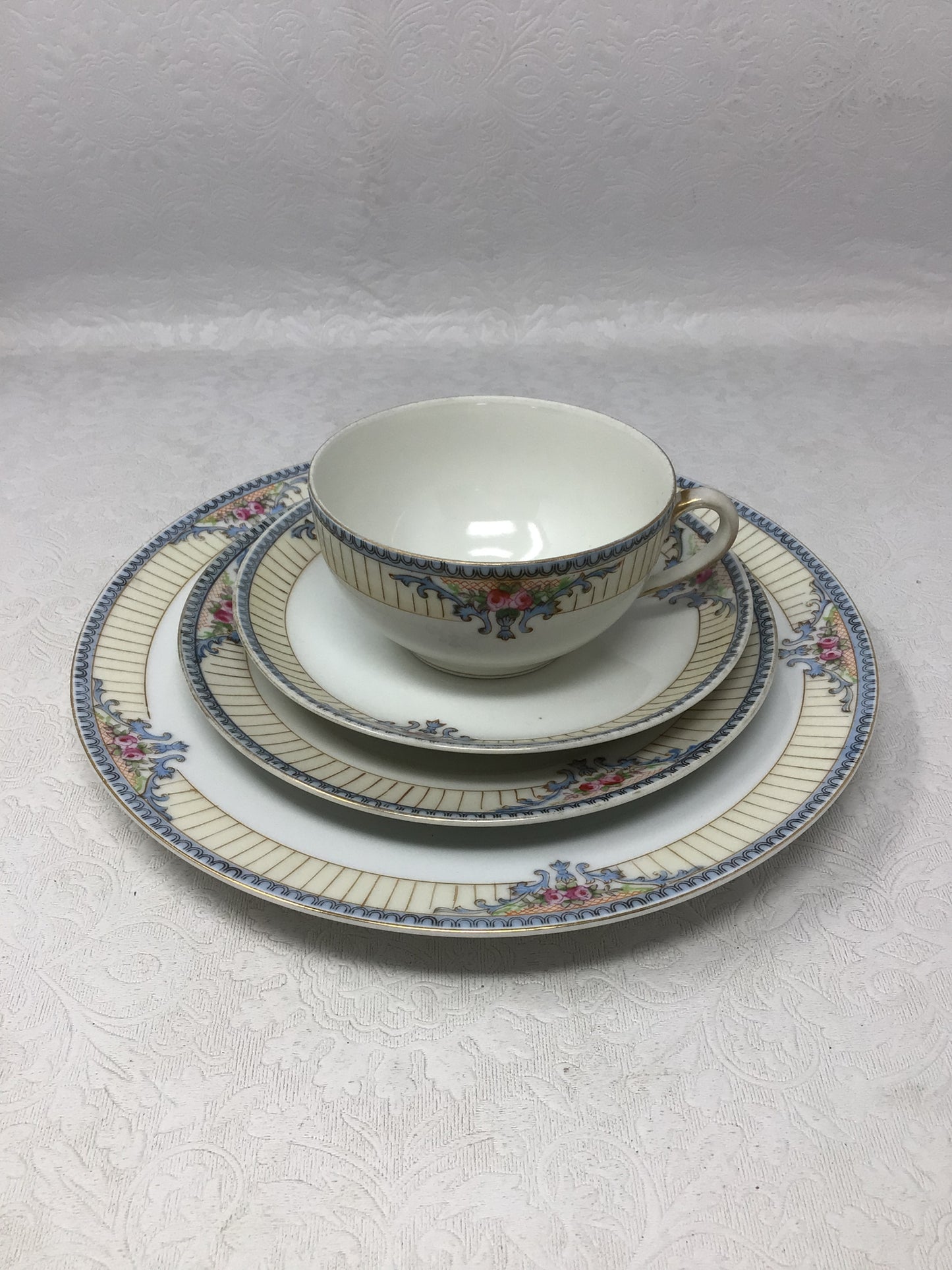 Noritake Porcelain Teacup Set