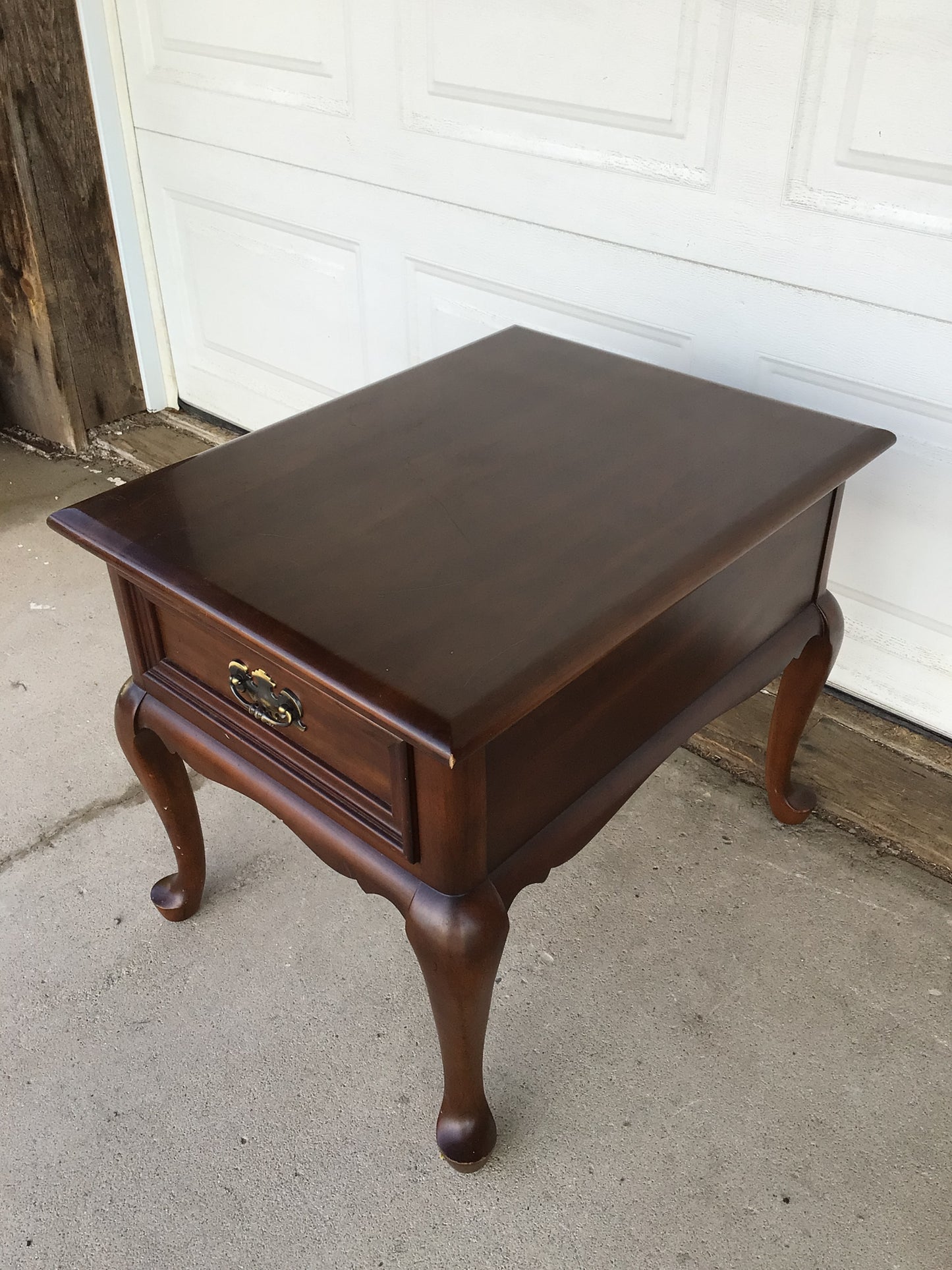 Gibbard Craftsmen Mahogany Accent Table