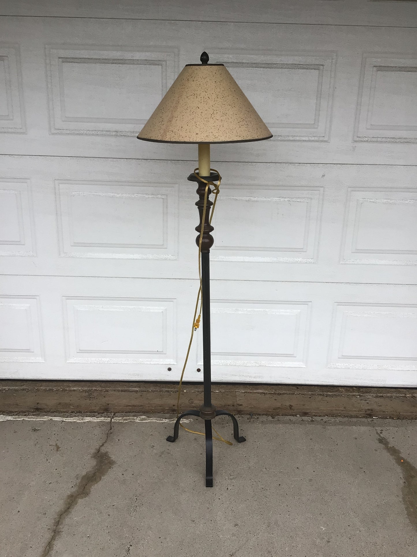 Metal Floor Lamp with Tripod Base