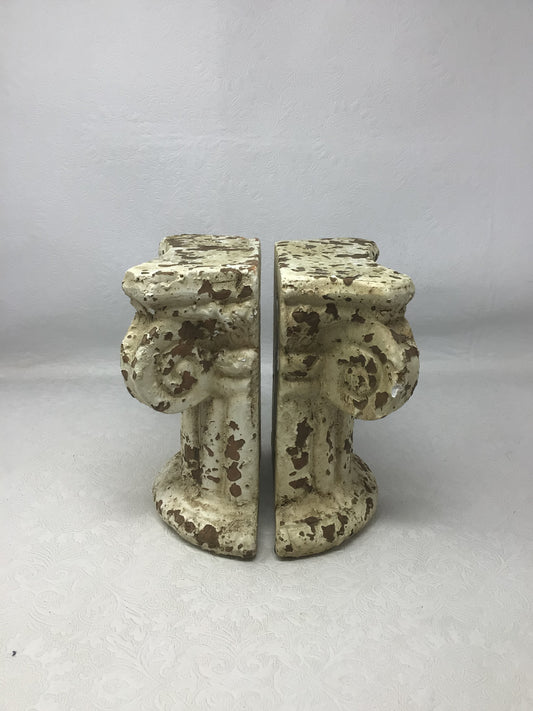 Vintage-Style Distressed Terracotta Bookends