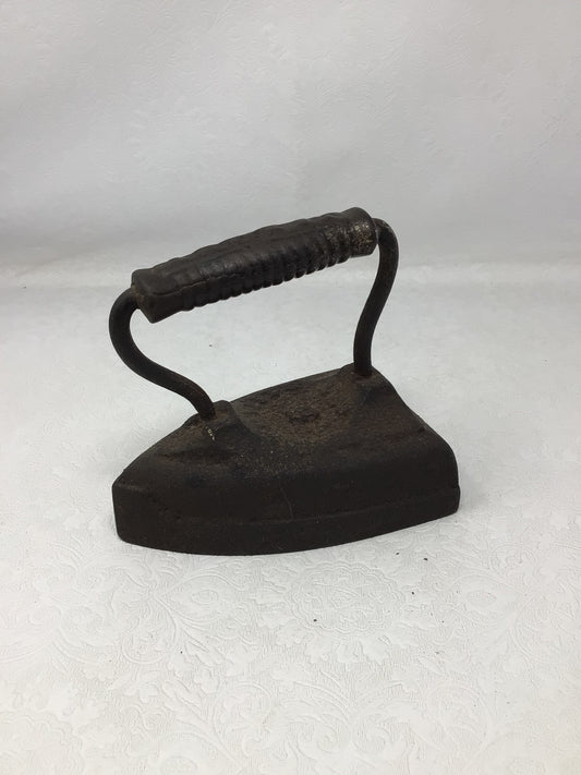 Antique Cast Iron Flat Iron
