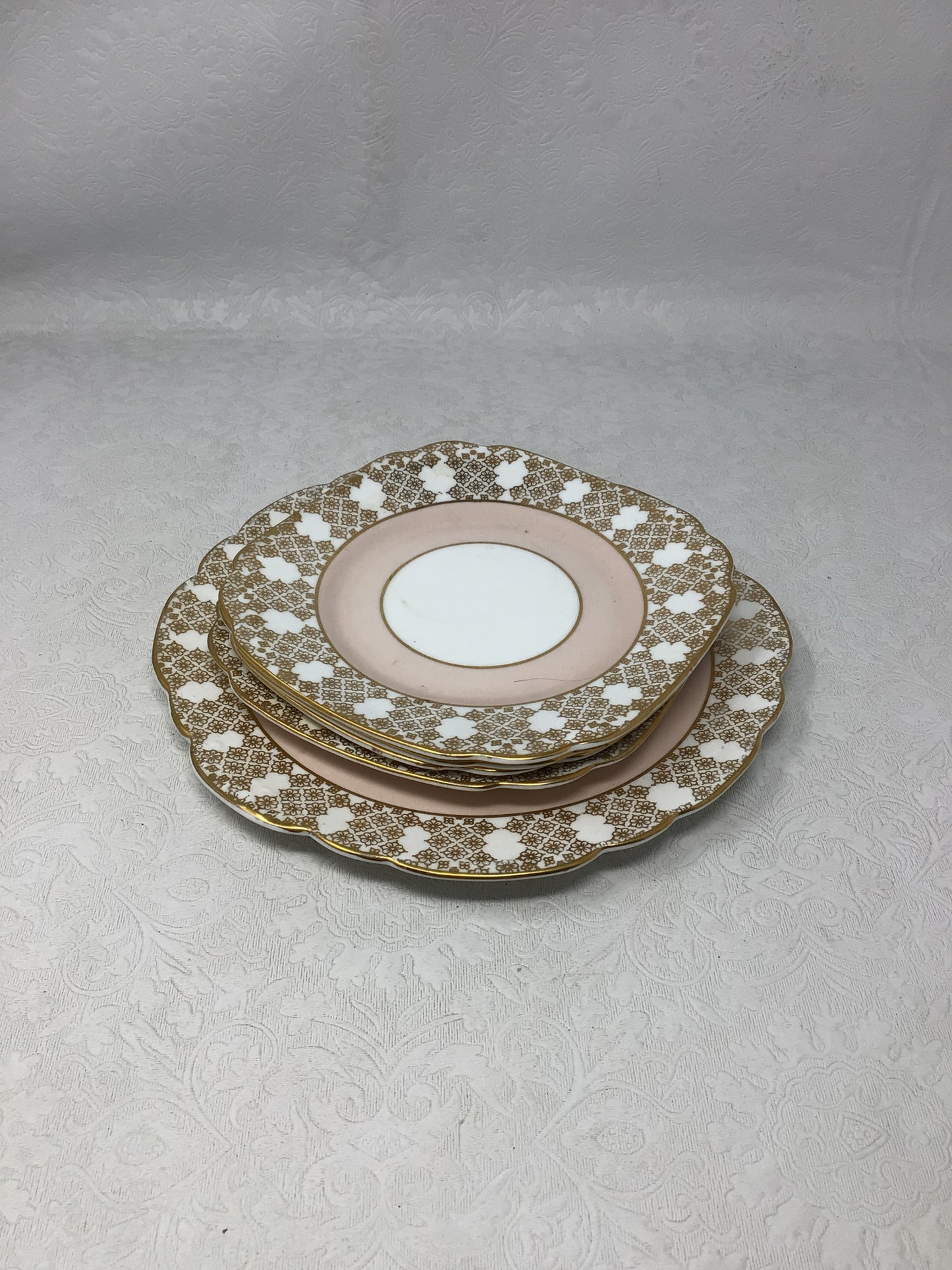 Noritake Eternal Palace Gold Dinnerware Set