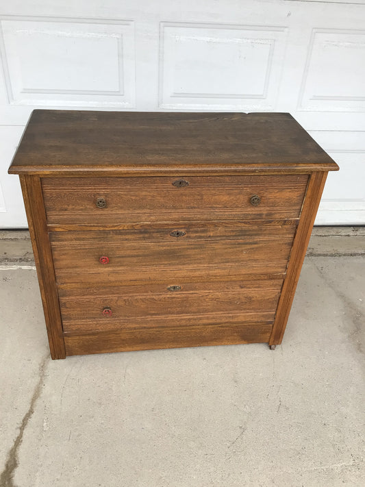 “MALCOLM & SOUTER HAMILTON ONT” 4 Drawer Dresser