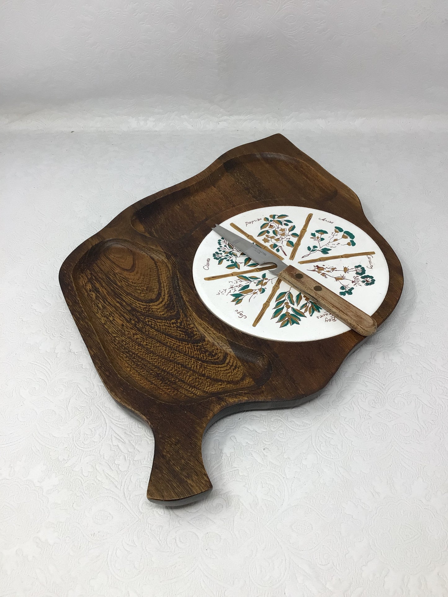 Wooden Leaf Cheese Board with Tile