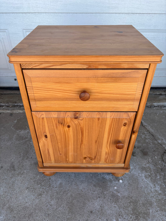 Pine Bedside Table