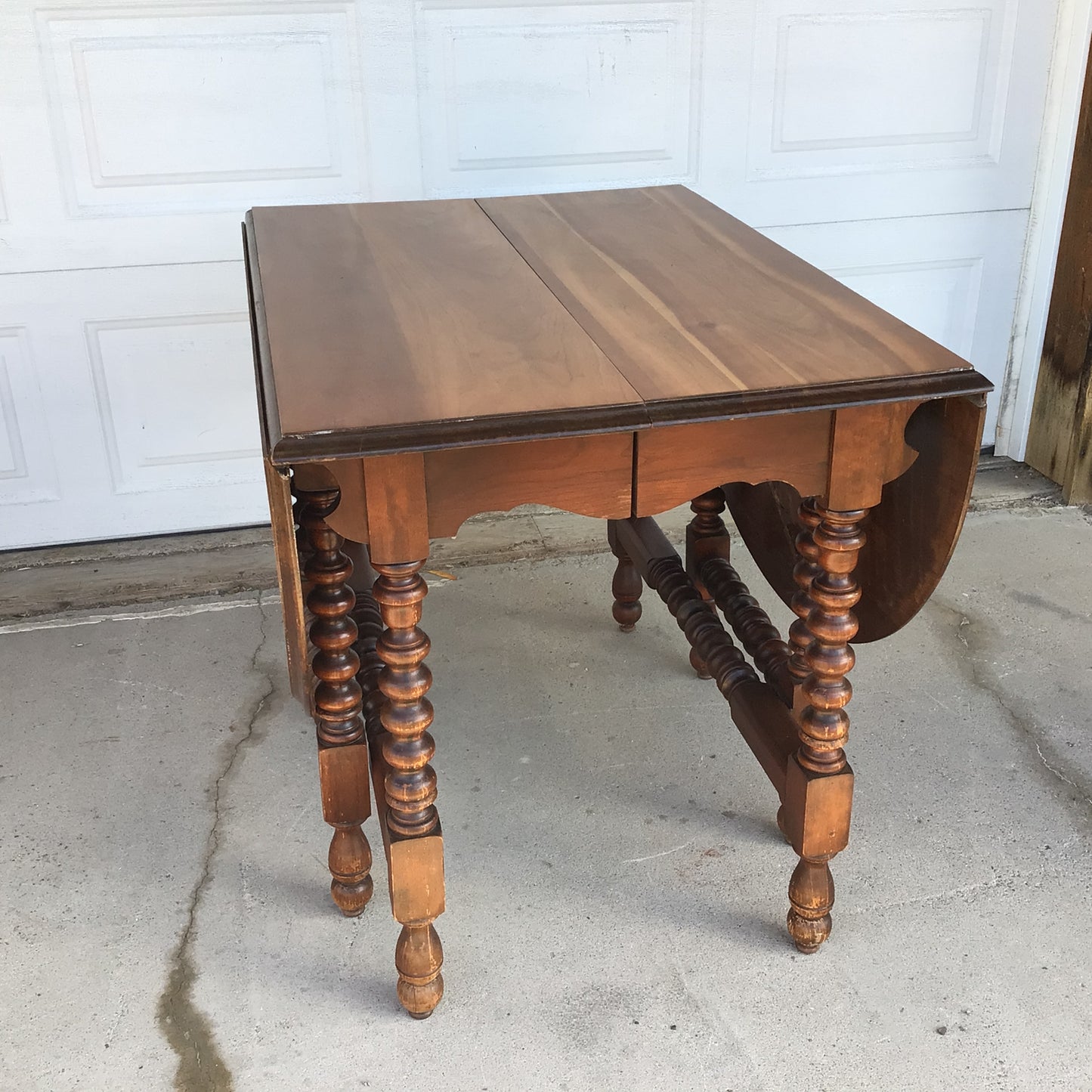 Antique 1920’s Rejuvenated Barley Twist Oak Gateleg Table With Drop Leaf