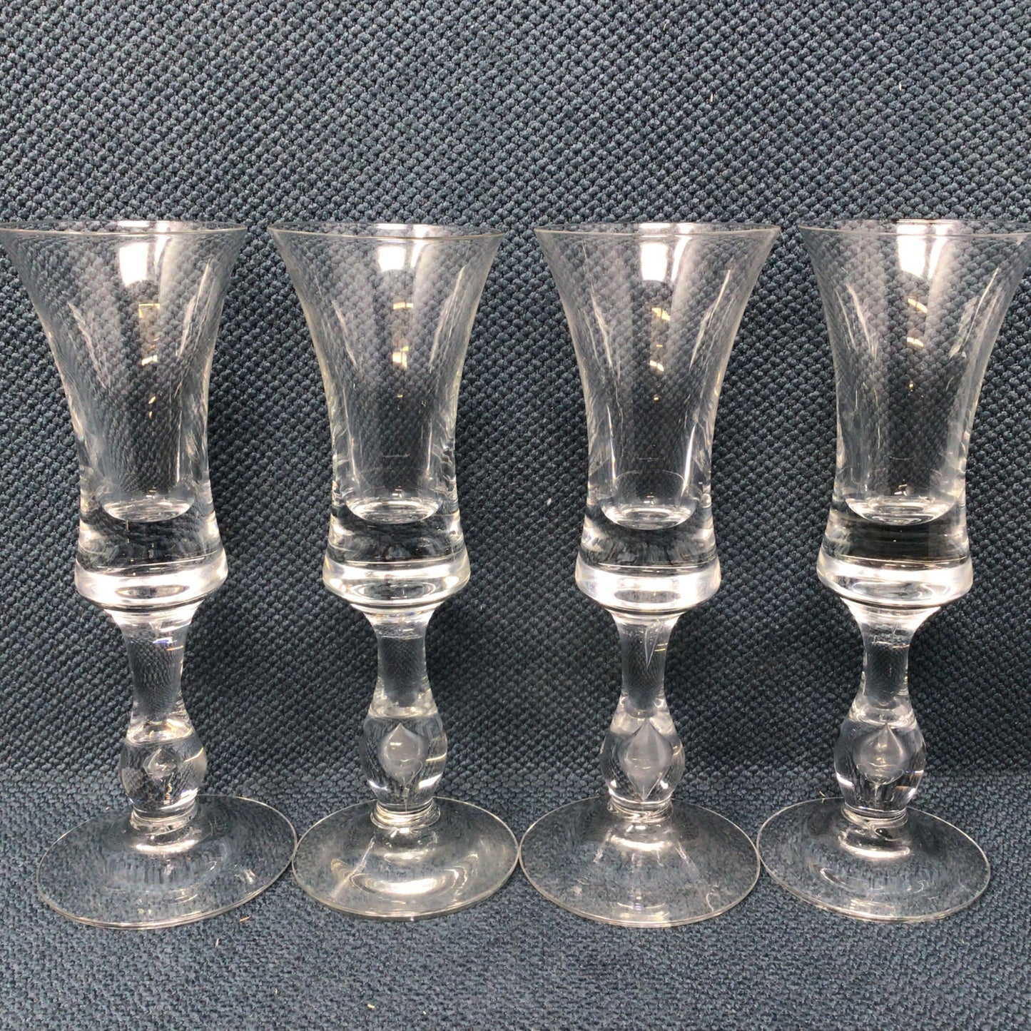 Baluster Style Tear Drop Bubble Liqueur Glasses