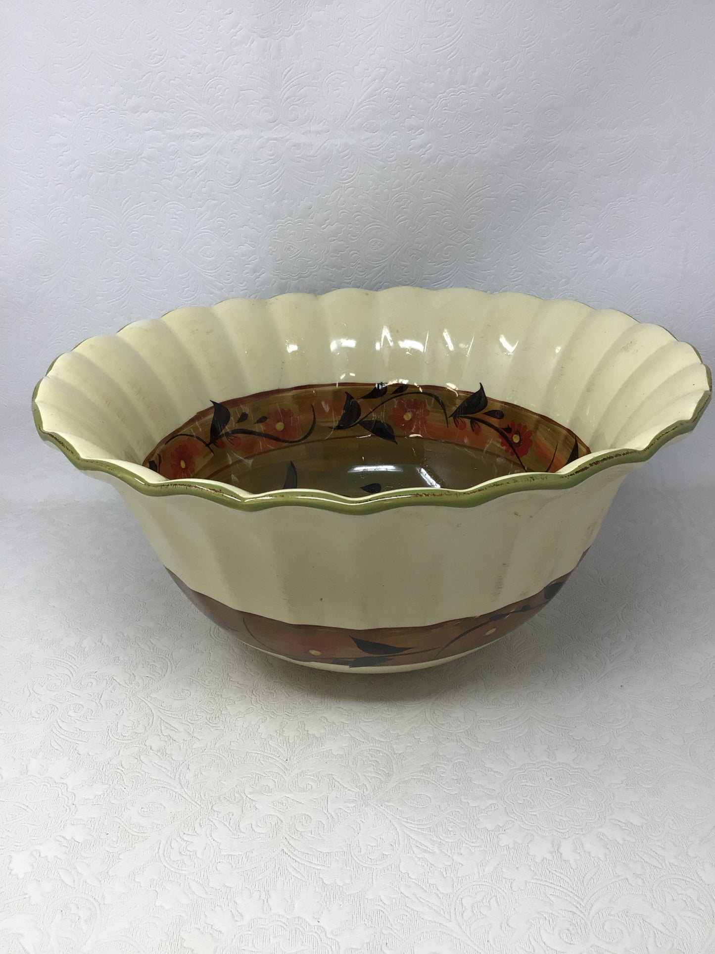 Scalloped Sunflower Mixing Bowl
