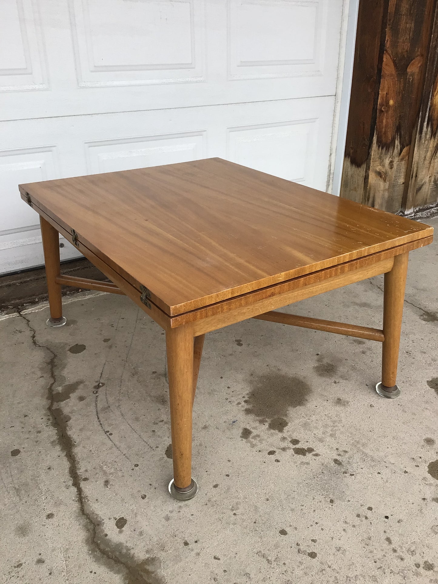 Unique Extending Coffee Table