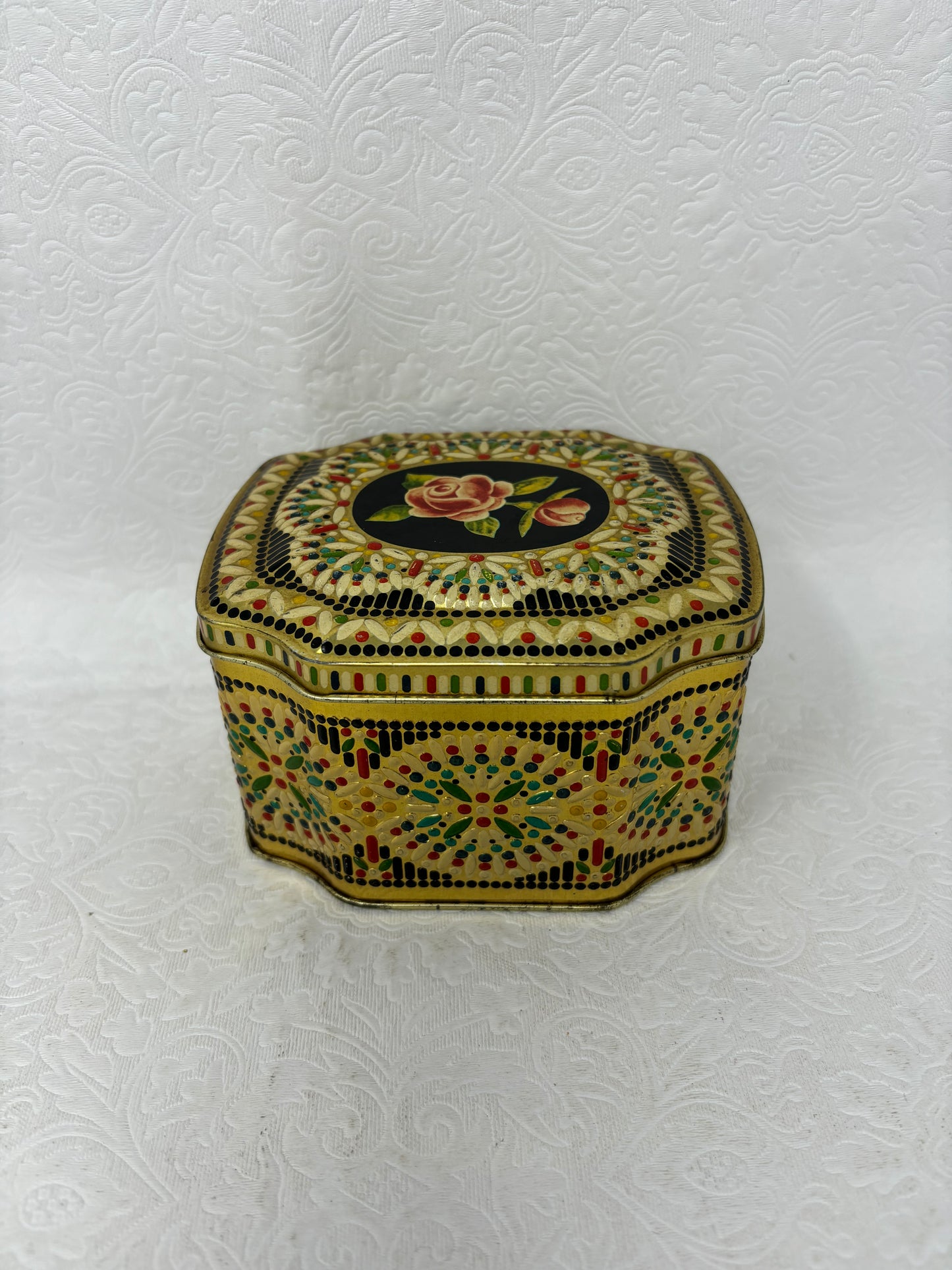 Vintage Horner Textured Metal Rose Candy Tin.