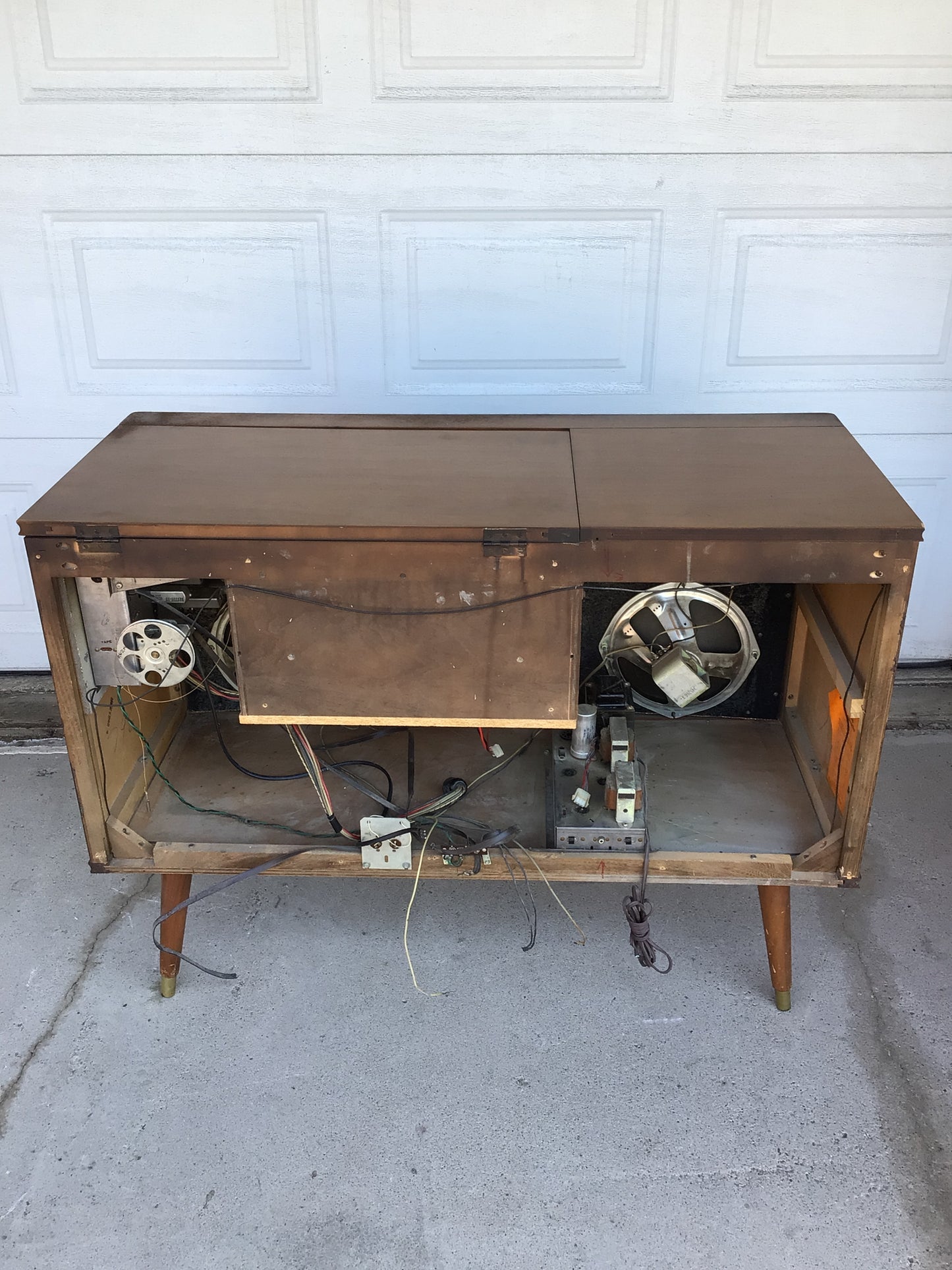 Vintage RCA Victor Stereo Orthophonic High Fidelity Console