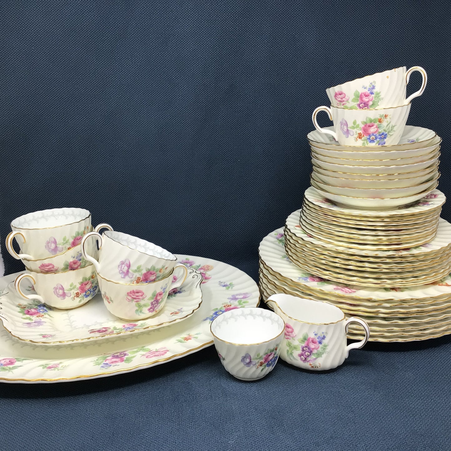 Set Of Vintage Minton English Porcelain Dinner Service