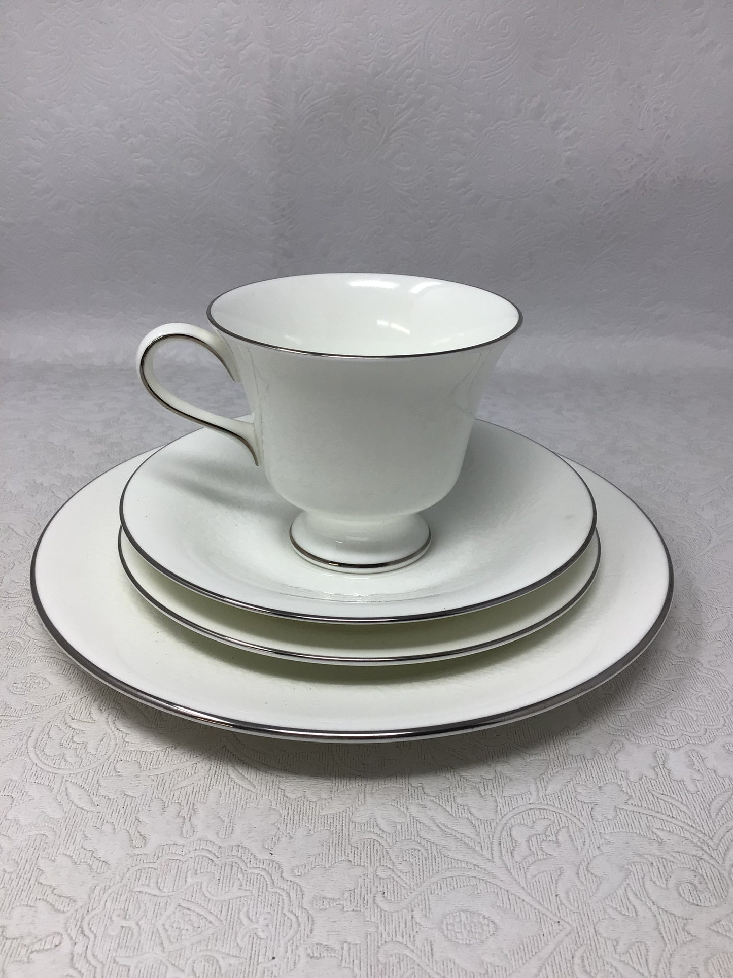 Wedgwood Silver Ermine Teacup Set