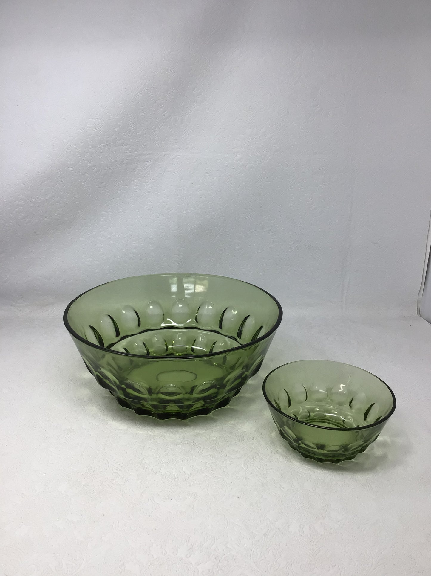 Set of Two Hazel Atlas Reflections Avocado Green Thumb Print Bowls