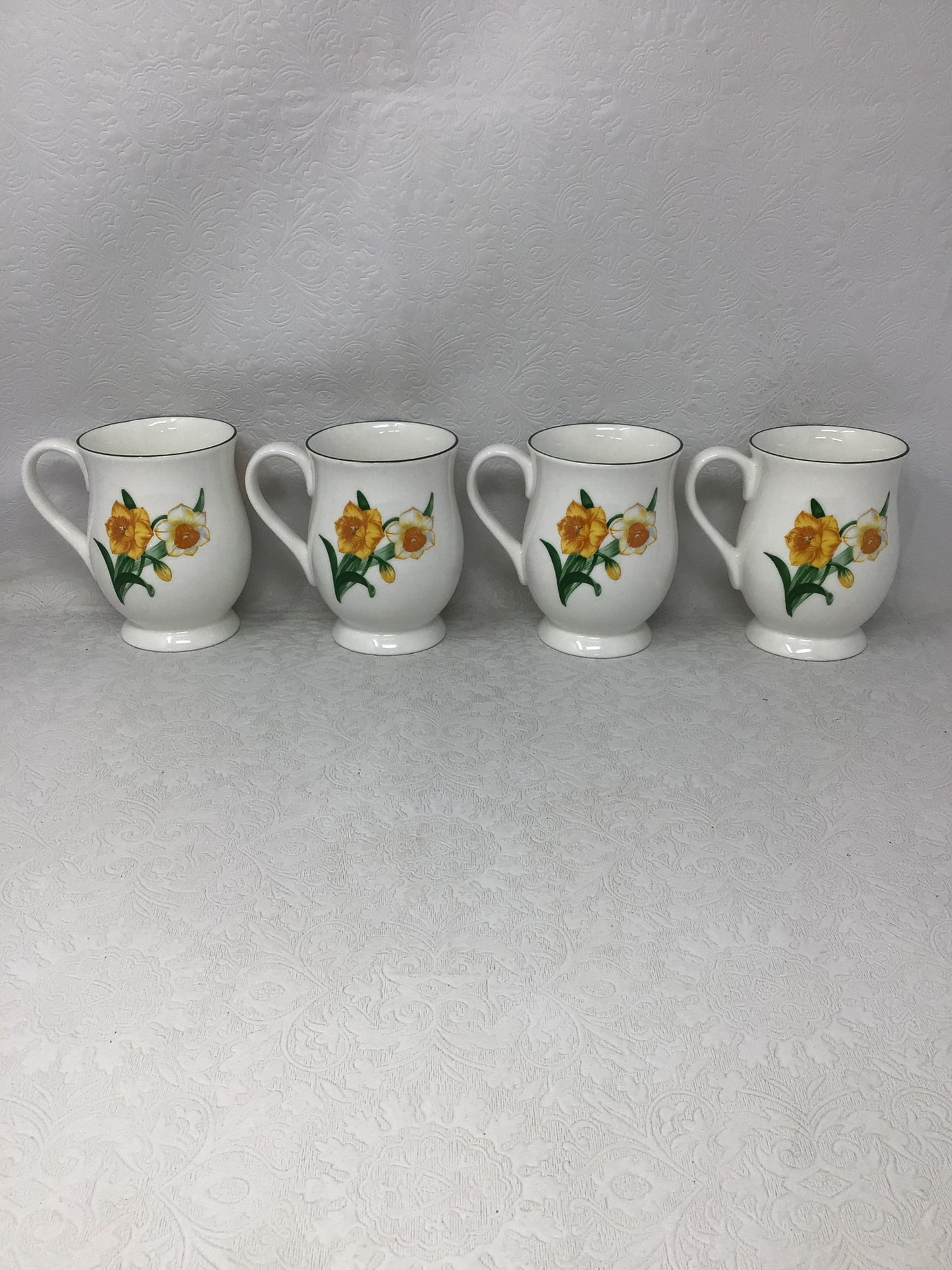 Set of 4 Yellow Daffodil Royal Vale Mugs