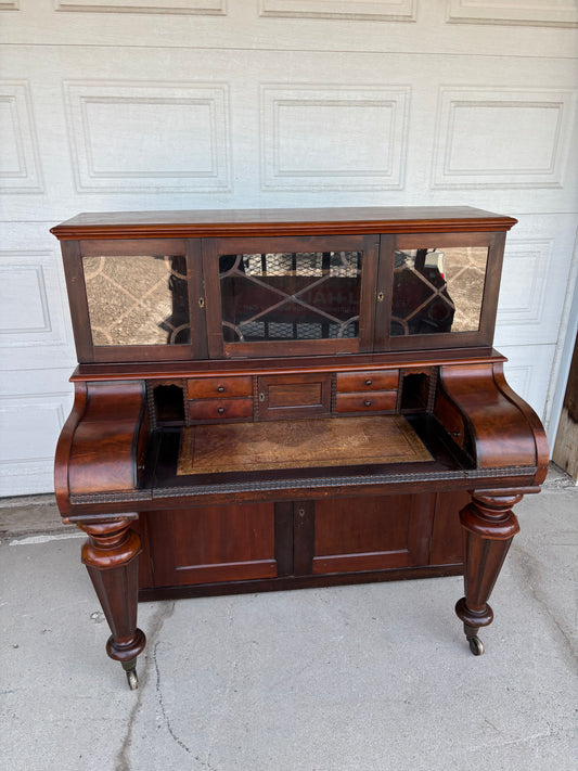 Cottage Desk from 1798