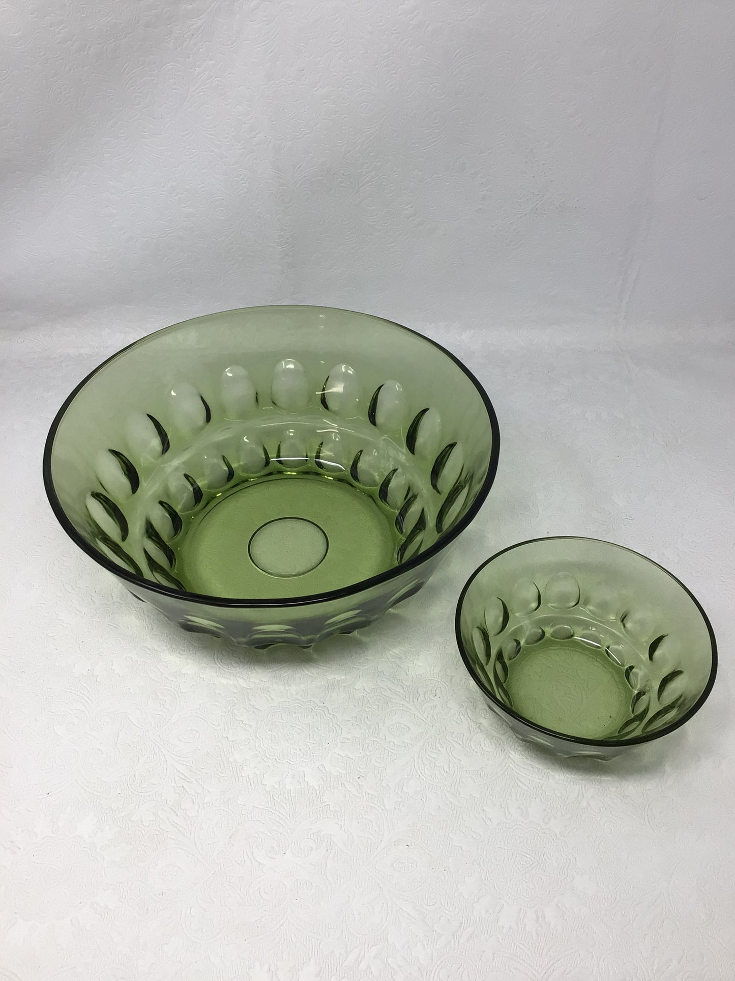 Set of Two Hazel Atlas Reflections Avocado Green Thumb Print Bowls