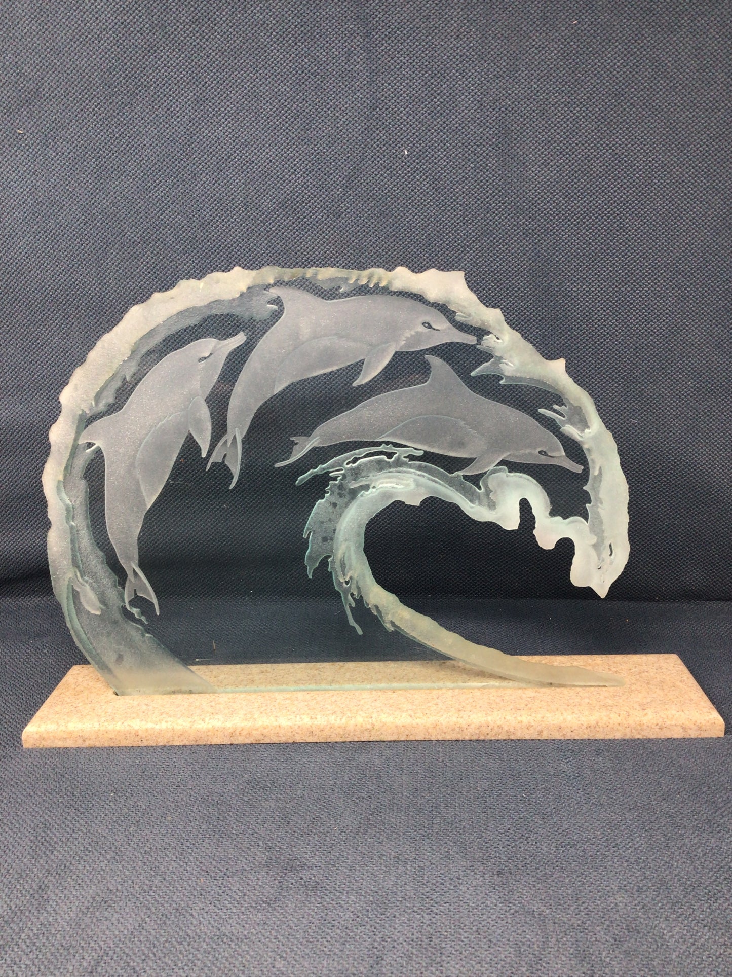 Glass Art ‘Dolphin Wave’
