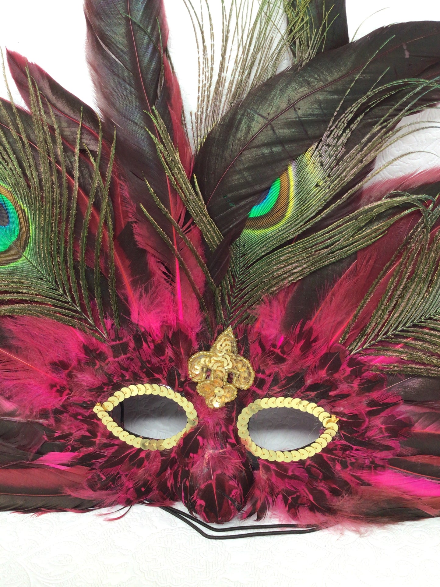 Set of 2 Feathered Masquerade Masks