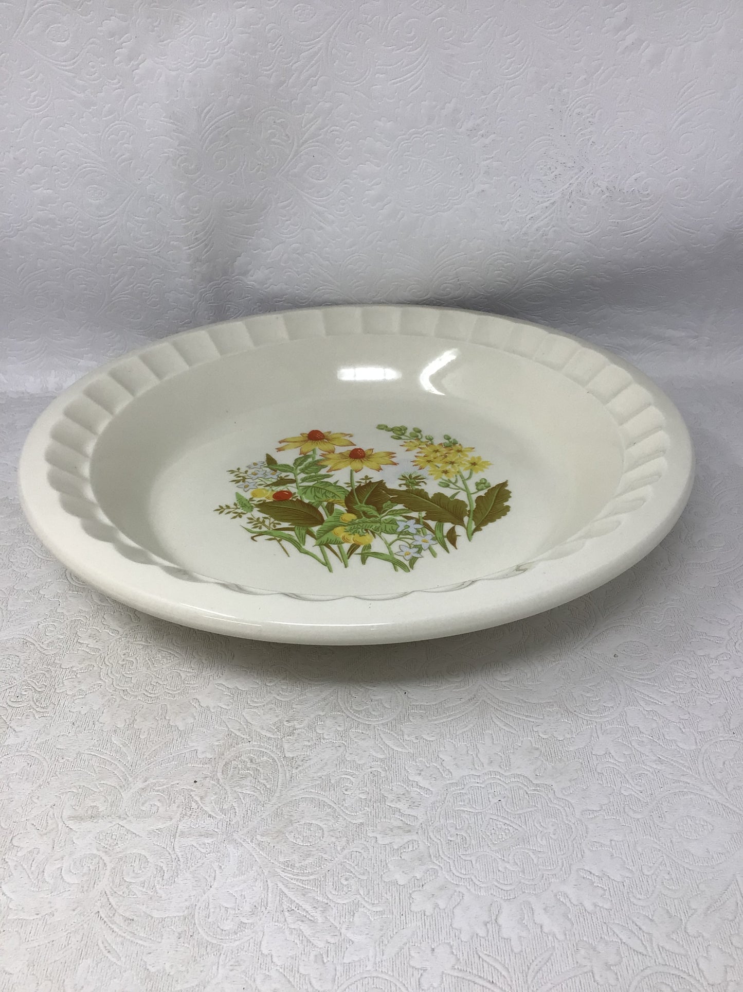 Vintage Floral Fluted Ceramic Pie Plate