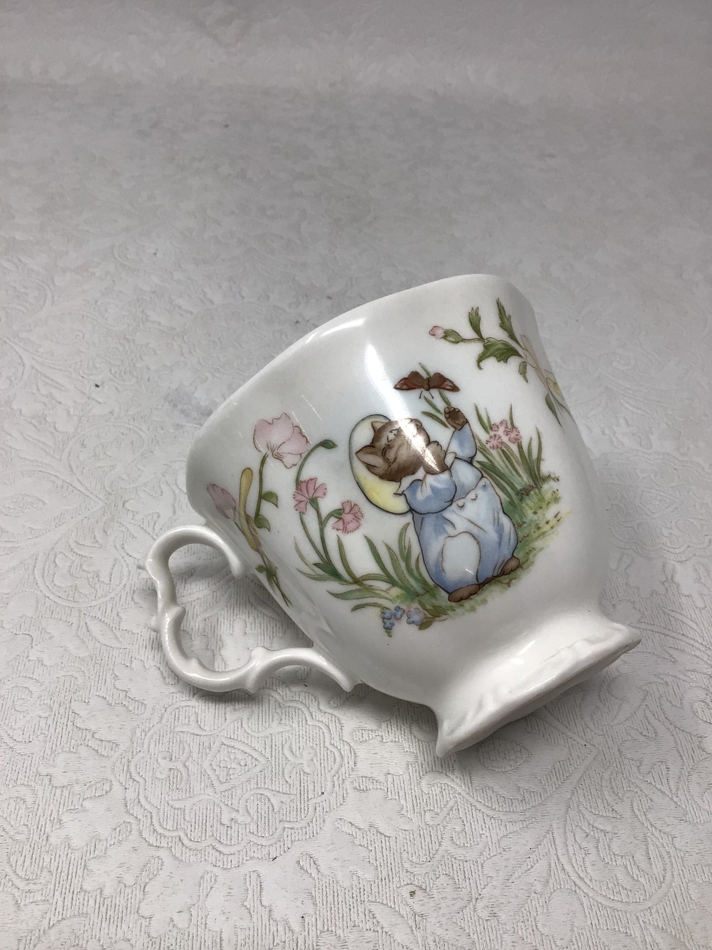 Royal Albert The World of Beatrix Potter Tom Kitten Bone China Teacup