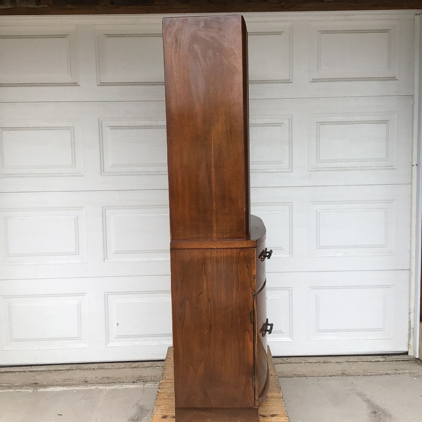 Vintage China Cabinet Hutch