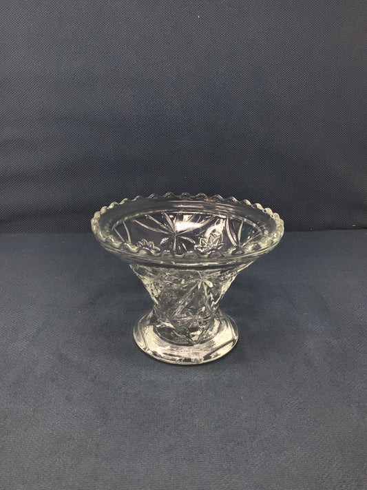 Vintage Anchor Hocking Early American Clear Glass Bowl