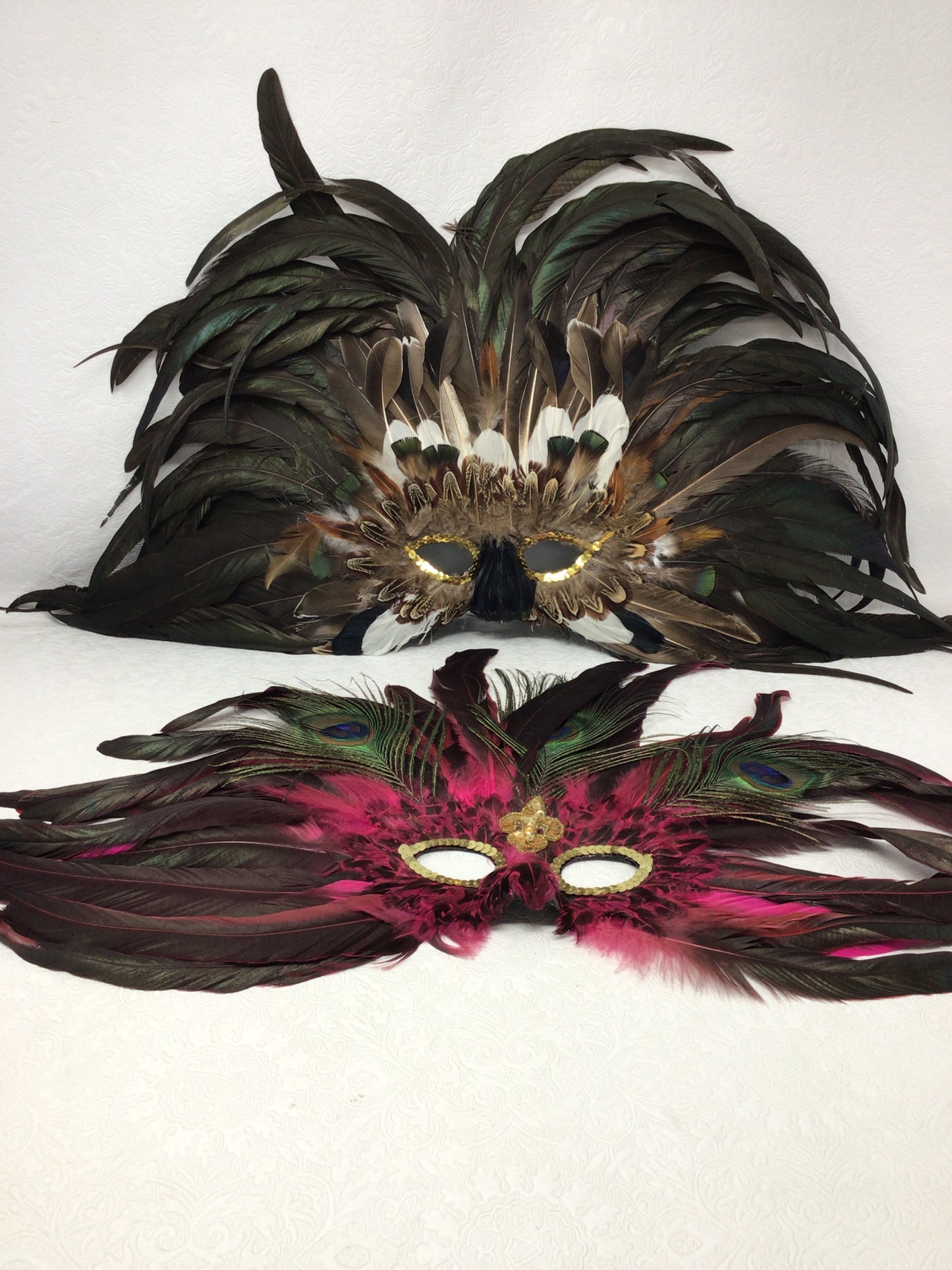 Set of 2 Feathered Masquerade Masks