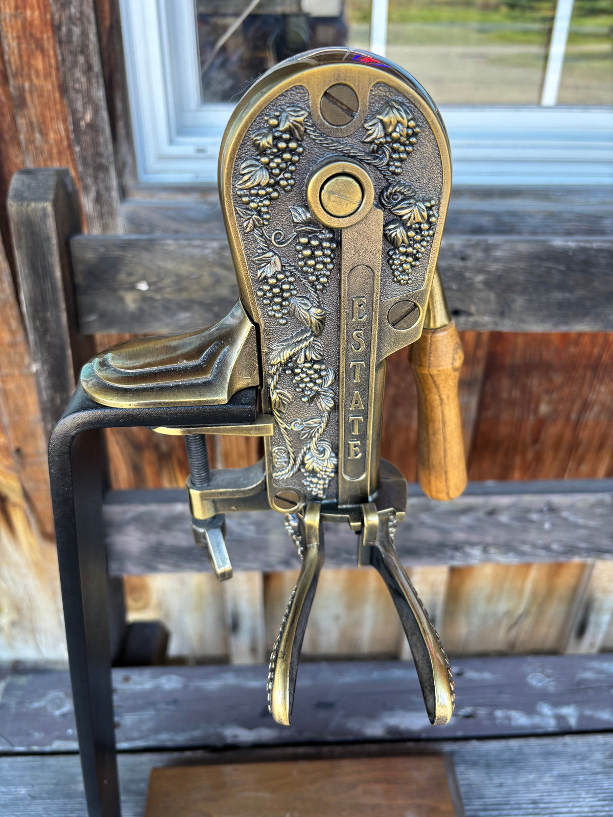 Vintage Rogar Estate Bronze Table Top Wine Opener