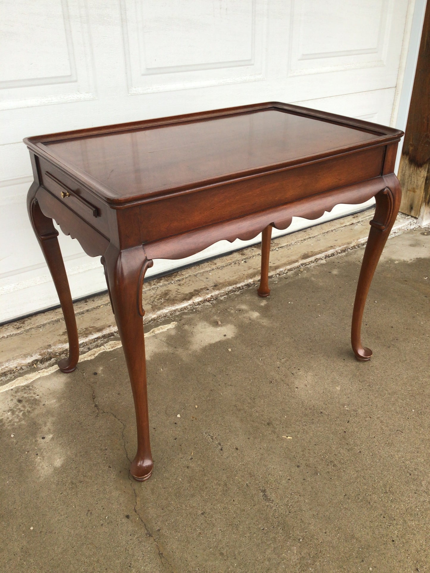 Vintage Queen Anne Style Tea Table