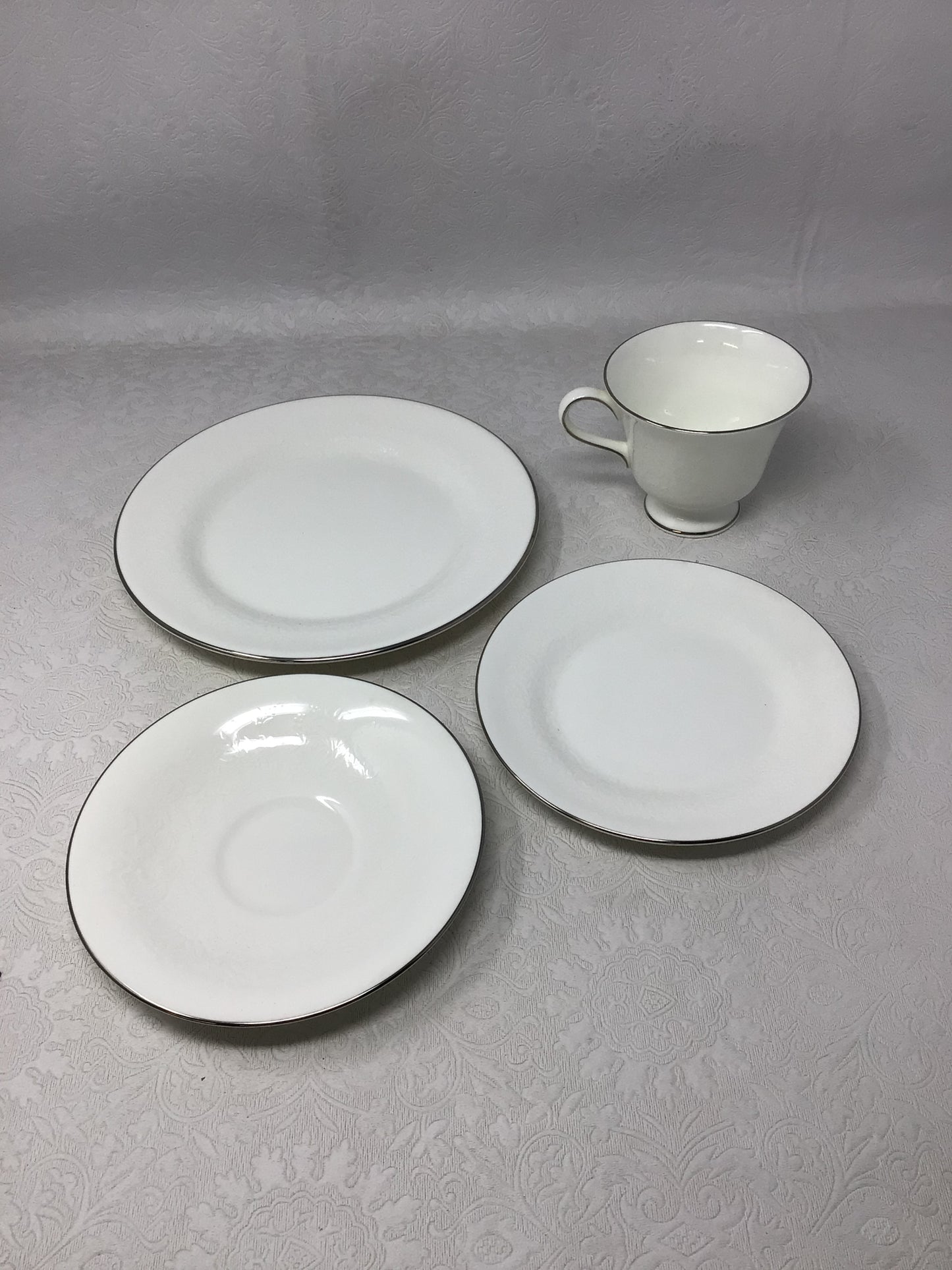 Wedgwood Silver Ermine Teacup Set
